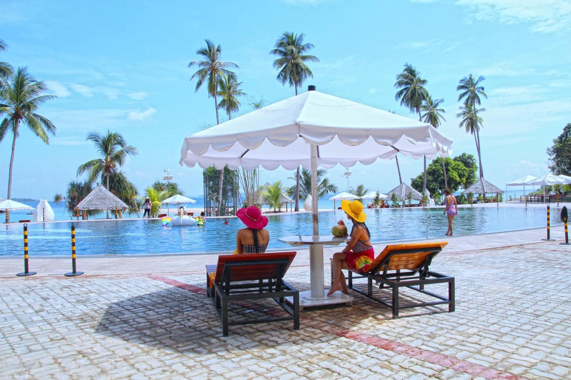 Kepri Coral Resort Galang Island Eksteriør billede